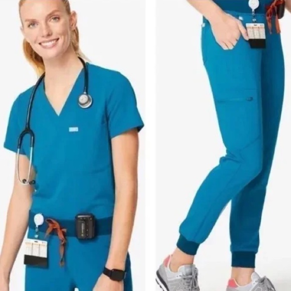 Figs Zamora Jogger Scrub Set in Alps Blue